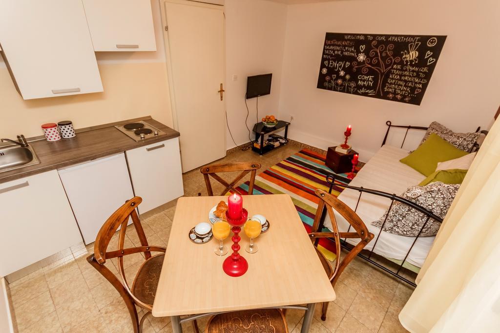 Apartment Dalmatian Cottage Split Eksteriør billede